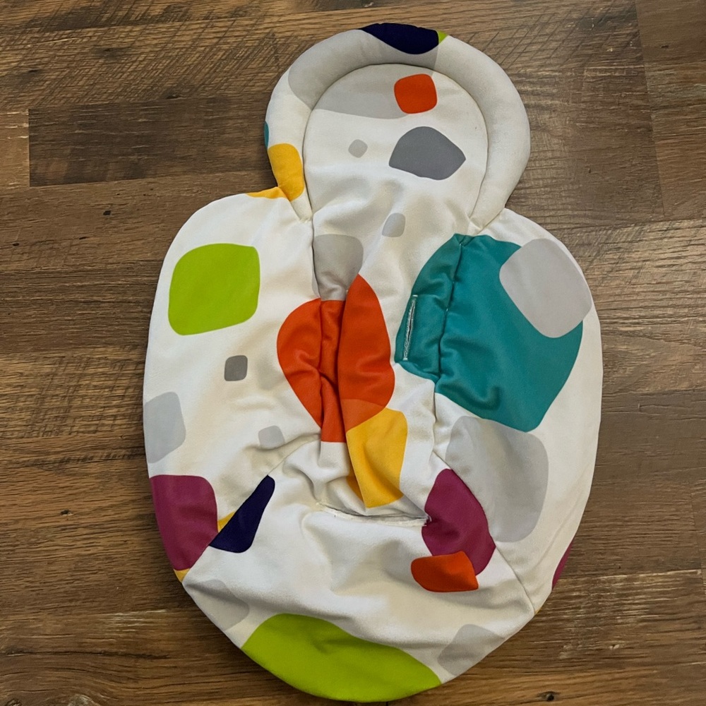 4 moms seat insert. - Picture 2 of 4